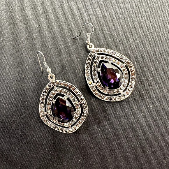 Teardrop Silver Tone Wavy Dangle Earrings Large Purple Rhinestone Small Black 2" - Picture 3 of 13